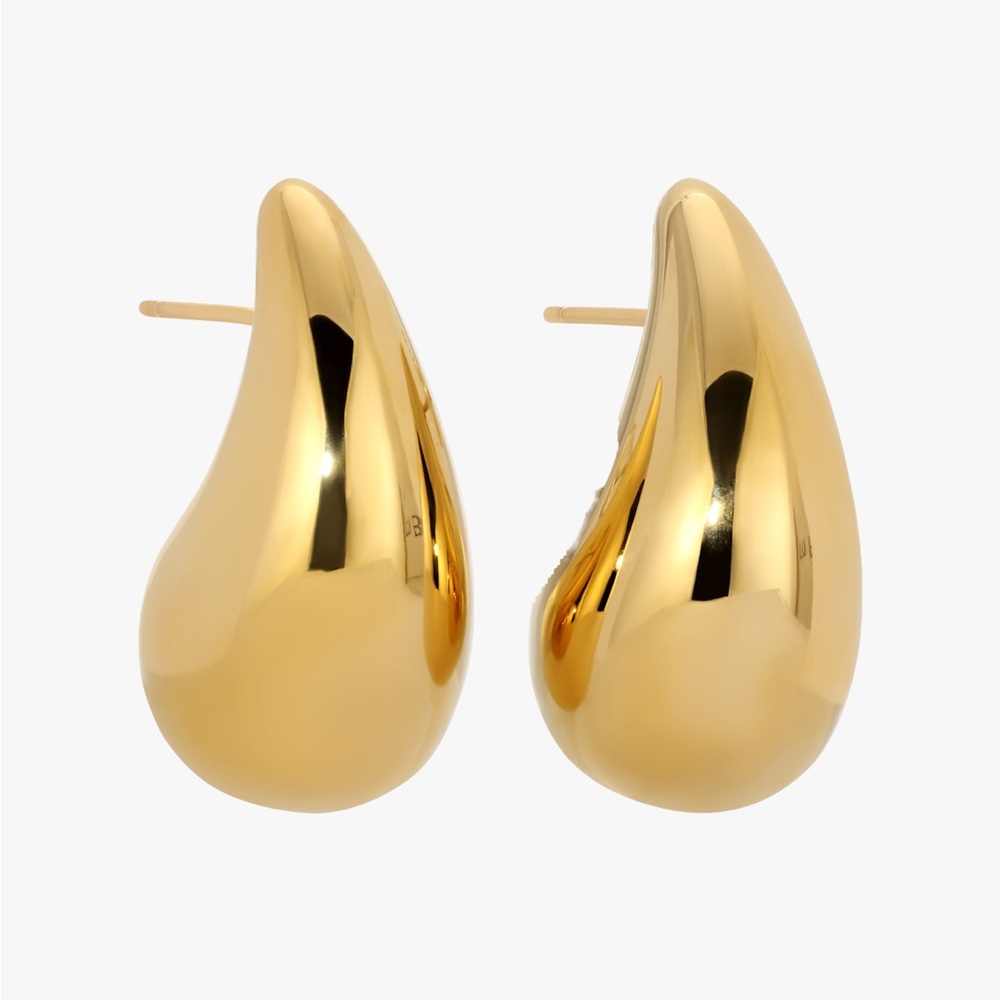 Elegant Gold Teardrop Earrings